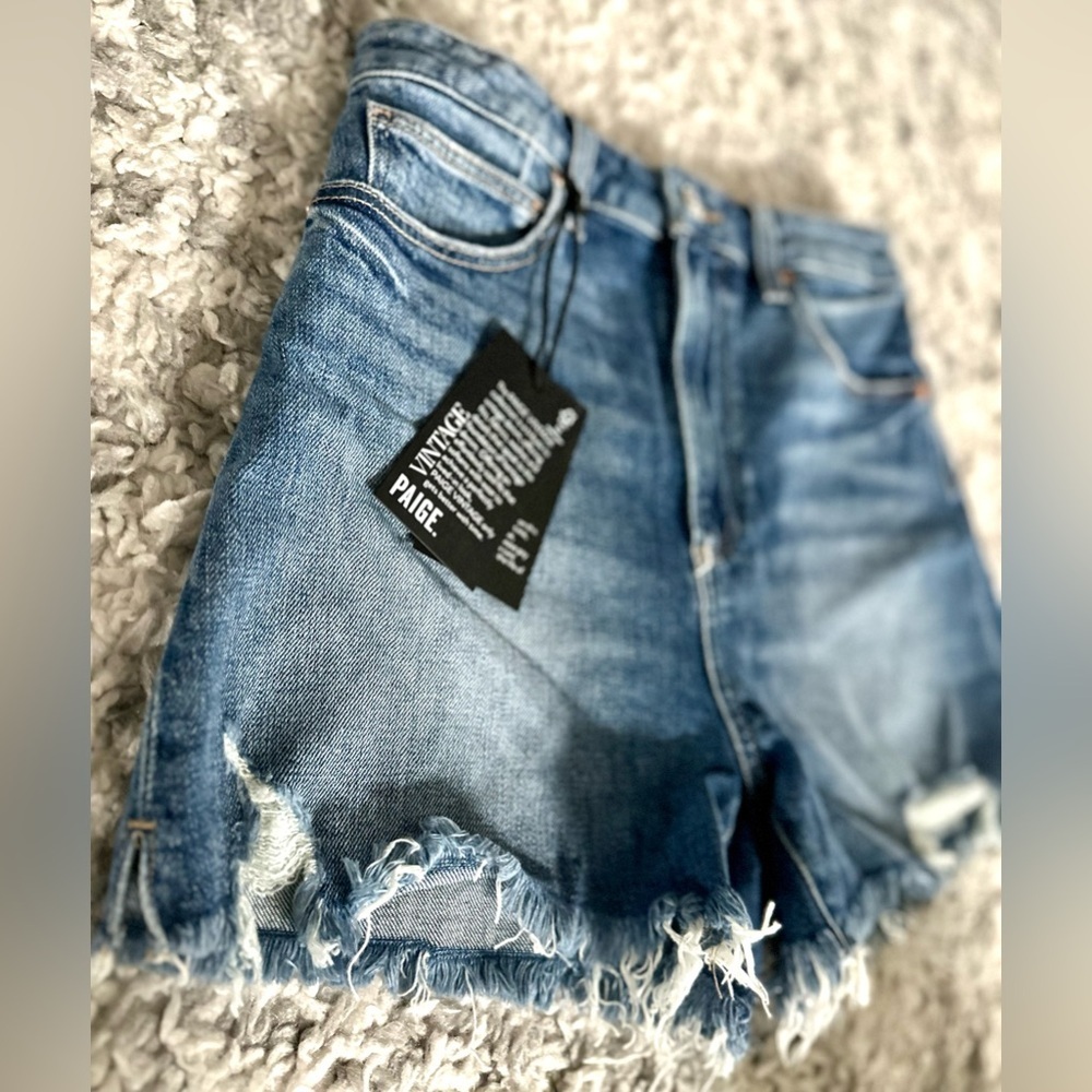 PAIGE Dani High Rise Denim Shorts NWT Leela Deconstructed Size 26 - Picture 9 of 15